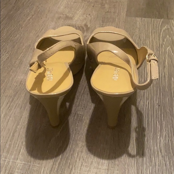 Tan Nine West Heels - Picture 3 of 4